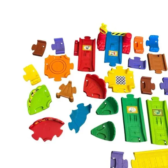 VTech Go! Go! Smart Wheels HUGE 80+ Pc Lot Train‎ Crane Tracks Construction - Picture 4 of 15